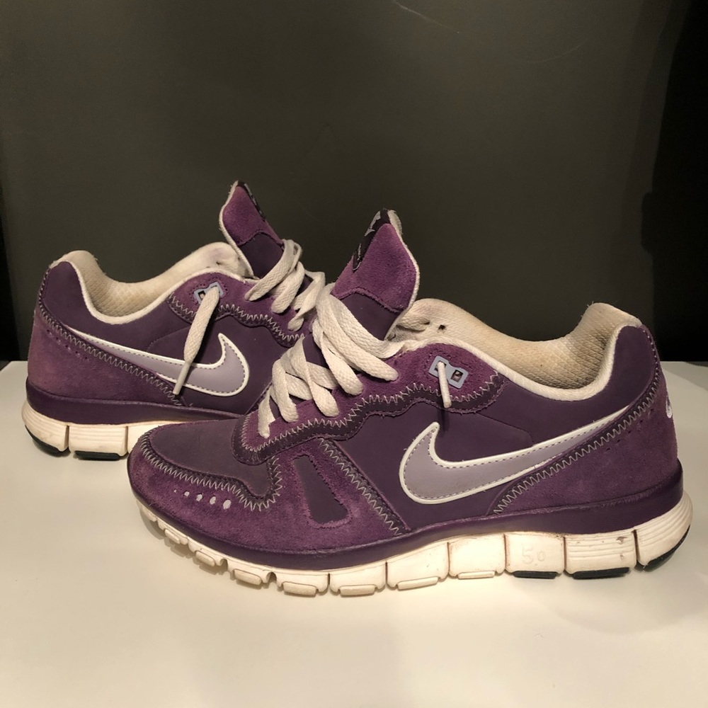 Nike Purple and White Women's Athletic Shoes